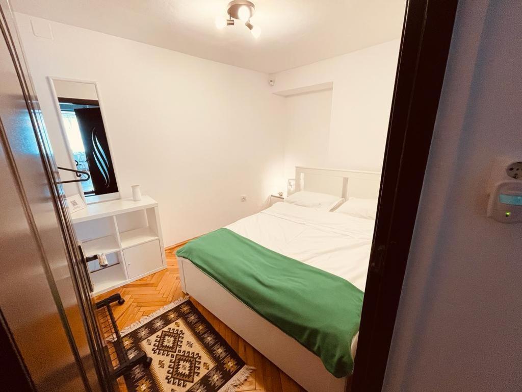 בראשוב White Moon Apartment מראה חיצוני תמונה